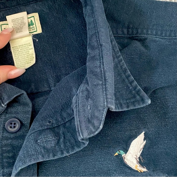 Vintage L.L. Bean Chamois Shirt Embroidered Duck Pockets Flannel Navy Blue Large - Picture 5 of 6